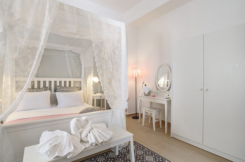 Matina Pefkos Aparthotel — 2