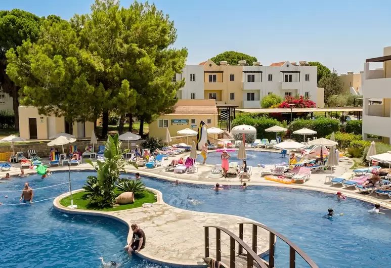 Matina Pefkos Aparthotel — 6